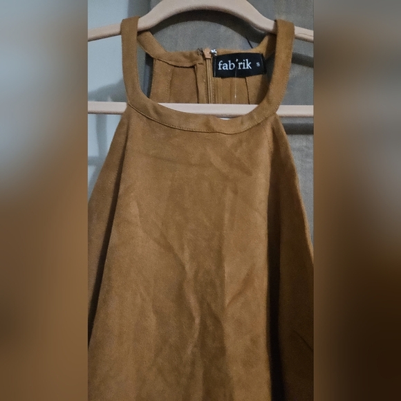 FAB'RIK Faux suede tan halter stretch top. Size Small NWT - Picture 9 of 9